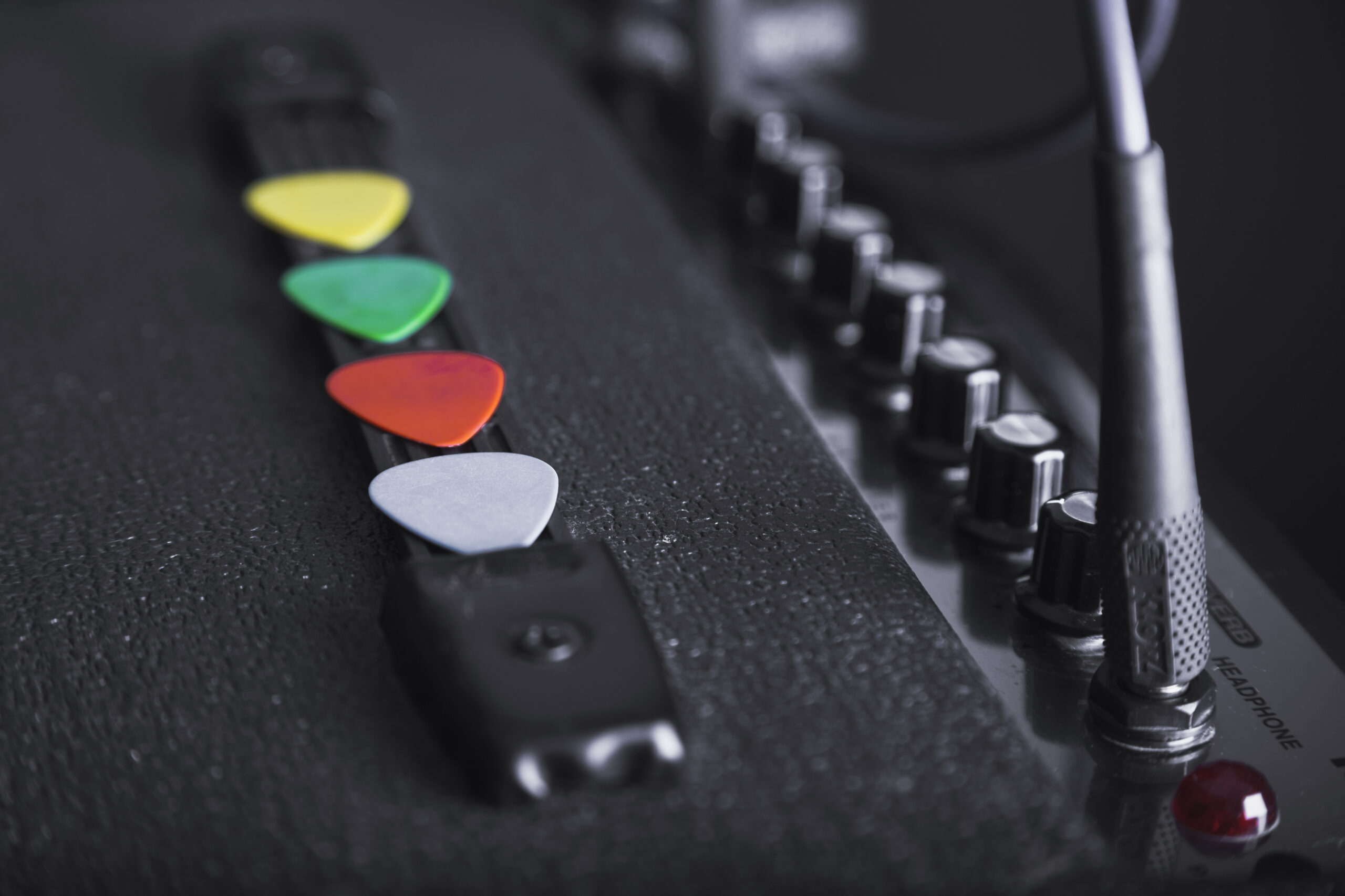 星を目指して ― ギターソロをブーストする方法